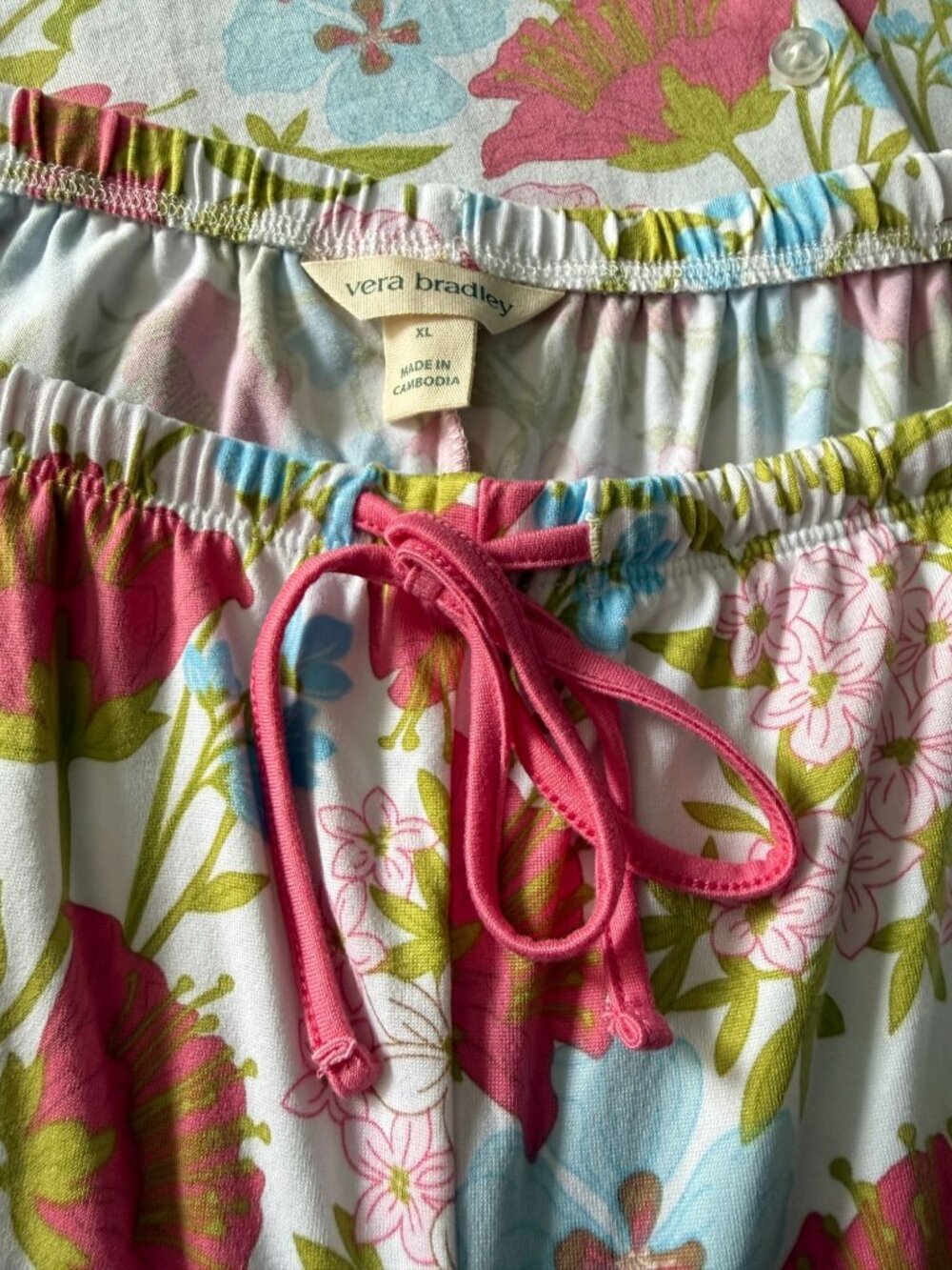 NWT Vera Bradley Womens Floral Pajama Set XL Button-Up Shirt Shorts Pockets - Picture 14 of 14